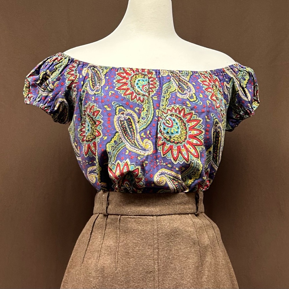 Off shoulder cotton blouse